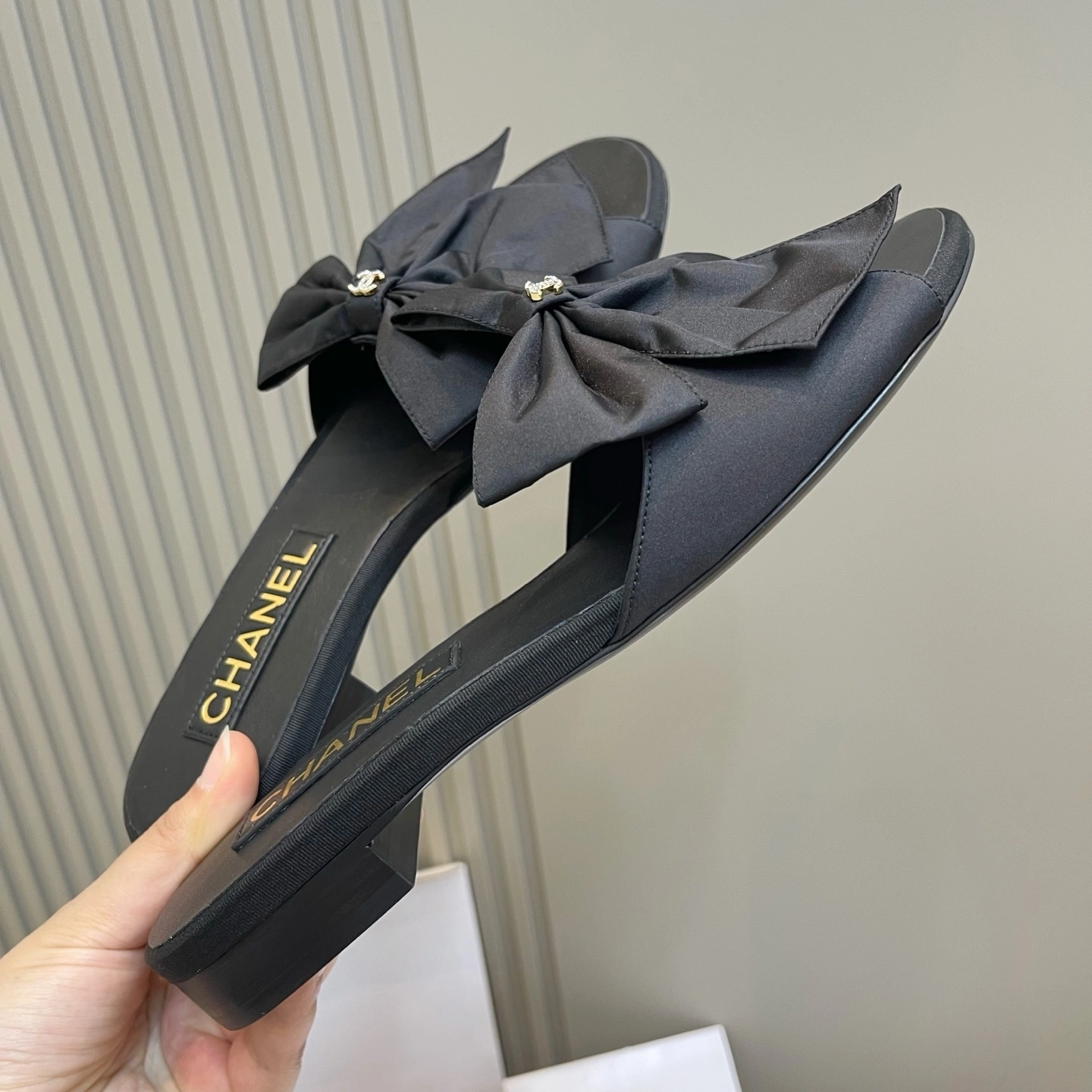 COCO-- 3h1958 G45816 B17350 94305 sheepskin Heel height：3.5CM item:E-X000D4110